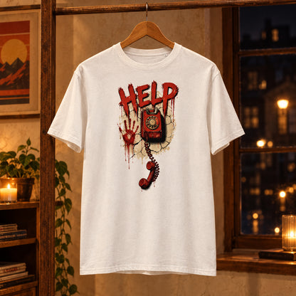 Camiseta blanca de algodón orgánico colgada en percha con diseño retro HELP Melian Vintage
